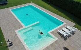 Wanderlust Apt In Villa Con Piscina - 45 Min Venezia - Zona Unesco